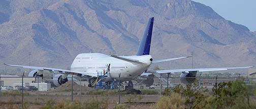 Boeing 747-830 International N6067U, Mesa-Gateway, July 30, 2011